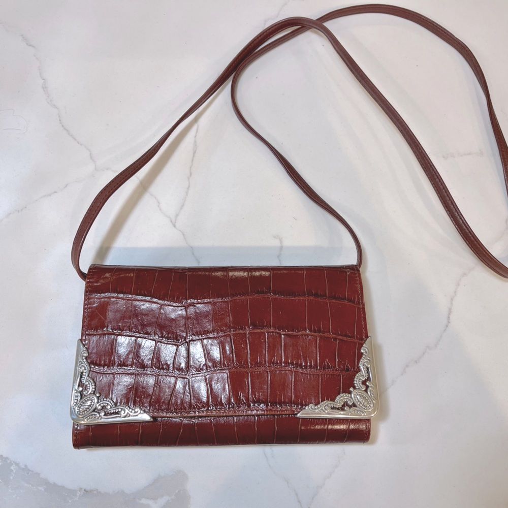 Brighton Crossbody Purse in Chestnut Croc Leather. Vintage But Like NEW